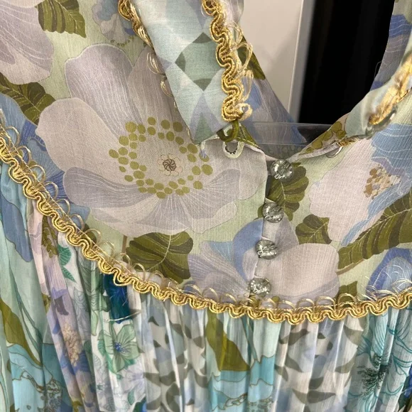 Floral Long Sleeve Dress - Blue and Green - Picture 5 of 5